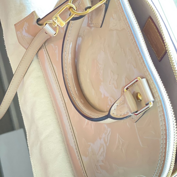 Louis Vuitton Alma BB - Picture 2 of 10